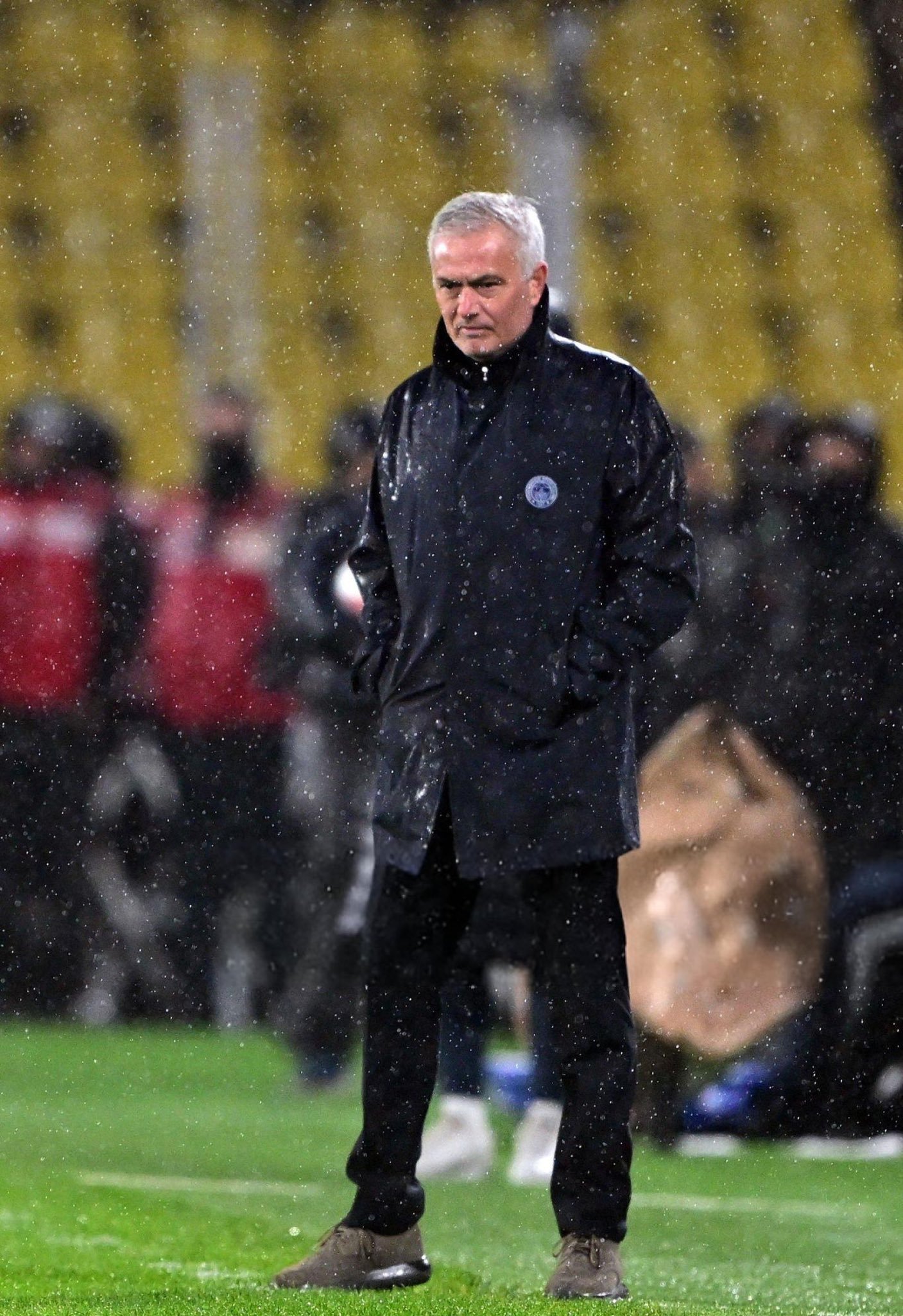 lanbosports-赛地聚焦——足总杯转会期热度飙升，巴黎圣日耳曼更衣室发声，球迷炸锅，球探报告显示潜力(巴黎圣日耳曼转会最新消息)