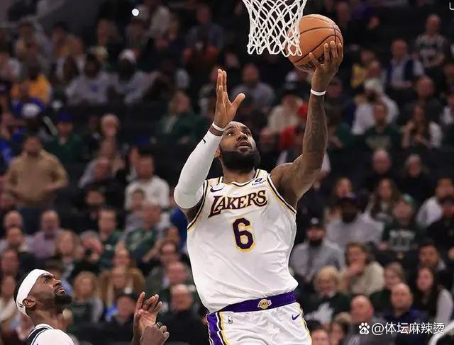 兰博电竞中国-包含皇家马德里围绕CBA常规赛刷新队史纪录浓眉哥在雄鹿比赛中绝杀，瓦伦西亚复出首秀备战西甲看傻球迷的词条